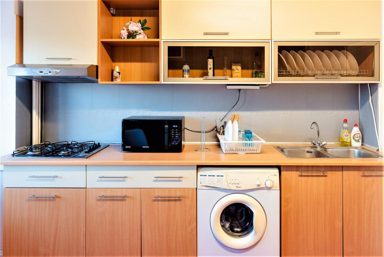 Parliament Marriott Unirii Square 5 Bedrooms Luxury Apartment Old Town Bukares Bagian luar foto
