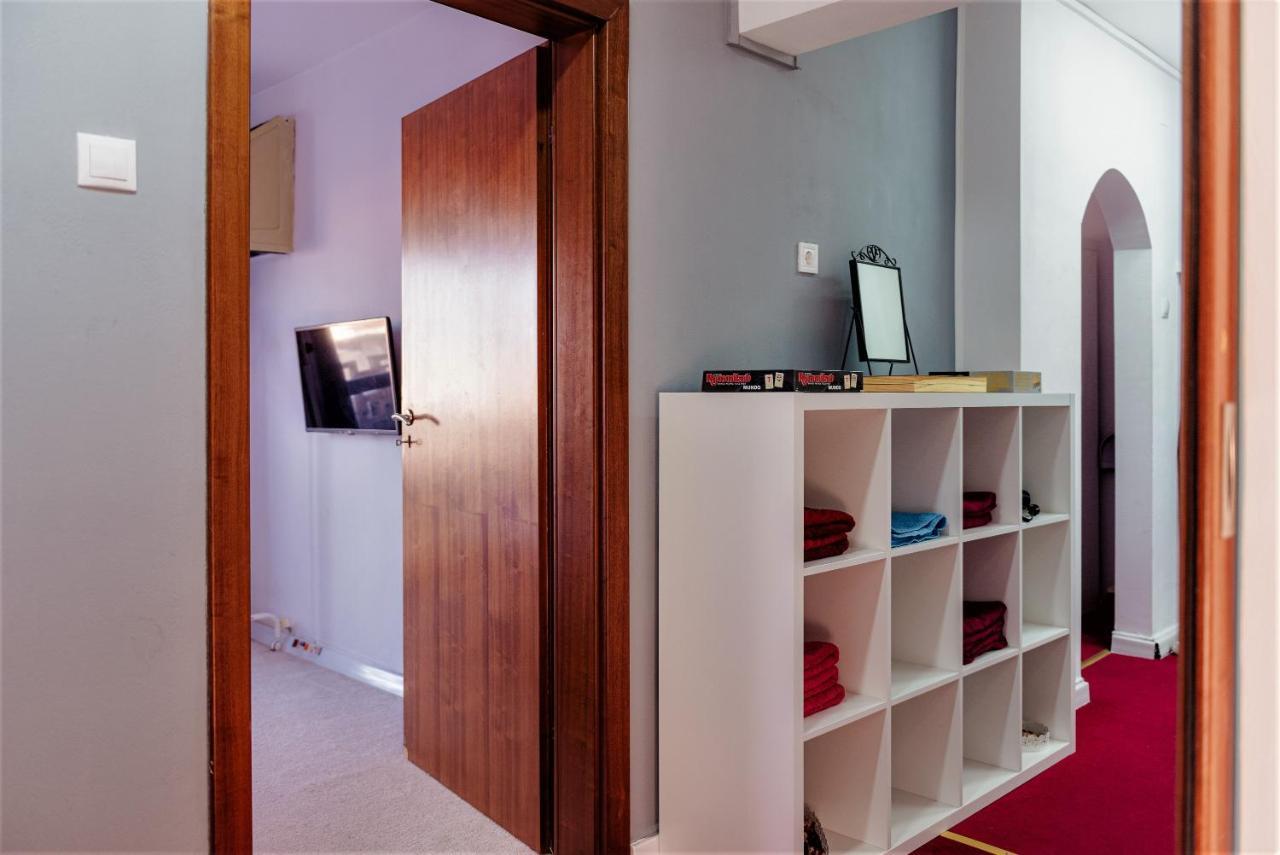 Parliament Marriott Unirii Square 5 Bedrooms Luxury Apartment Old Town Bukares Bagian luar foto